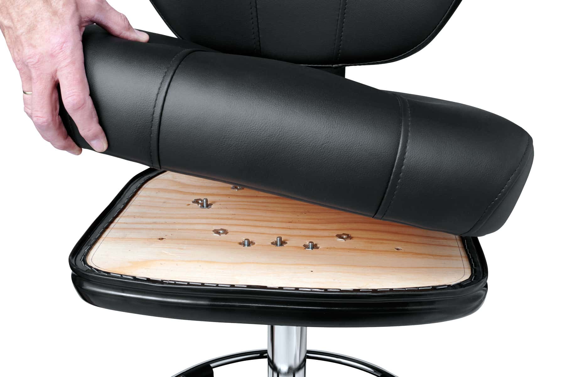 QuickRelease seats for casino chairs and gaming stools Karo